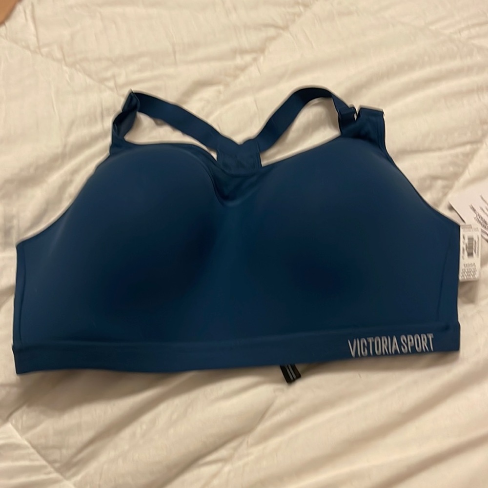 Brand new VS sport Bra